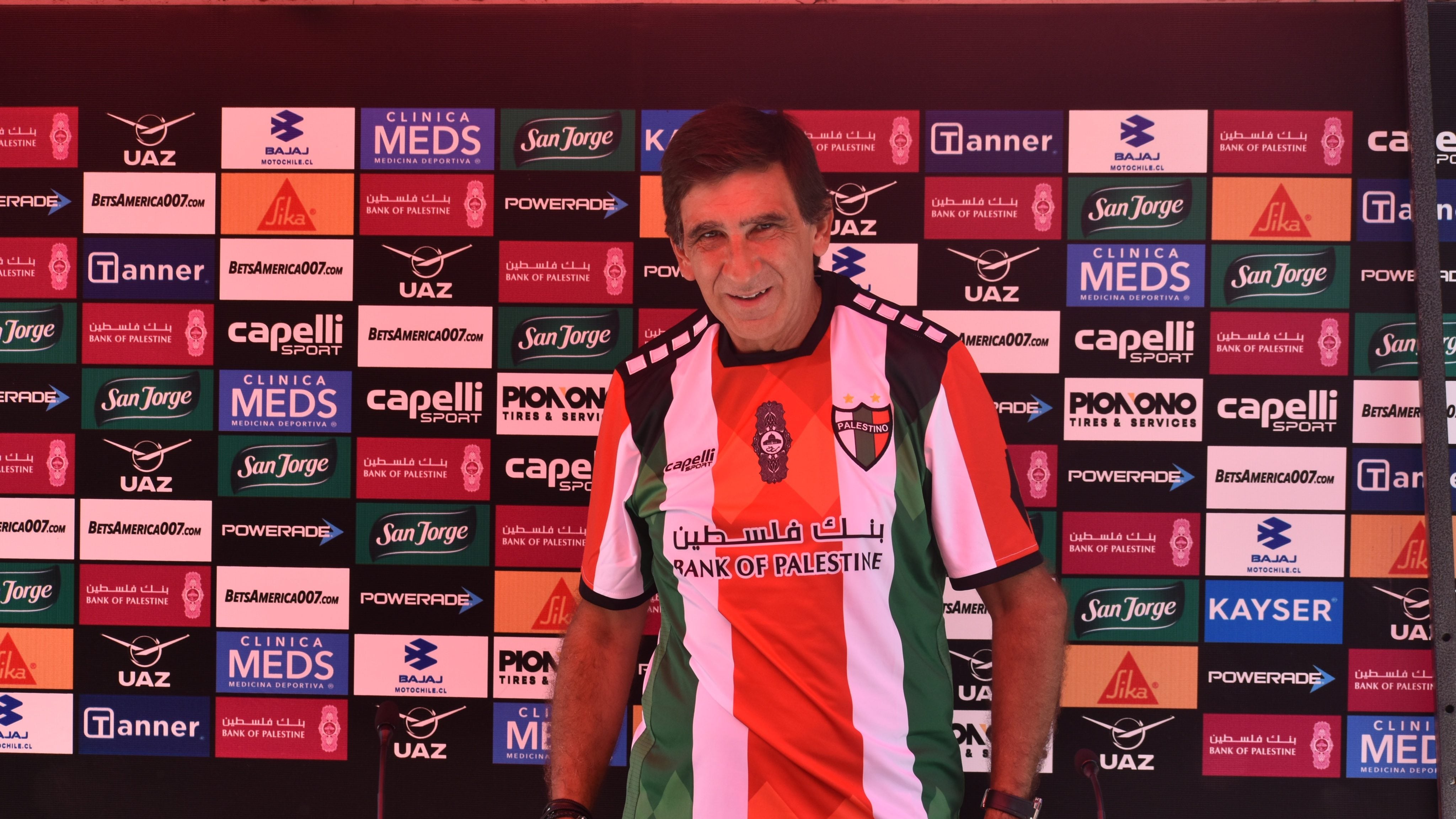 Gustavo Costas