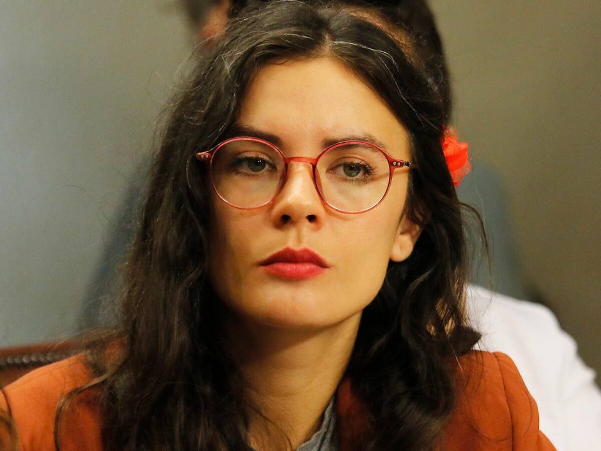 Camila Vallejo y vuelta a clases: «No hay condiciones para retornar a las clases presenciales»