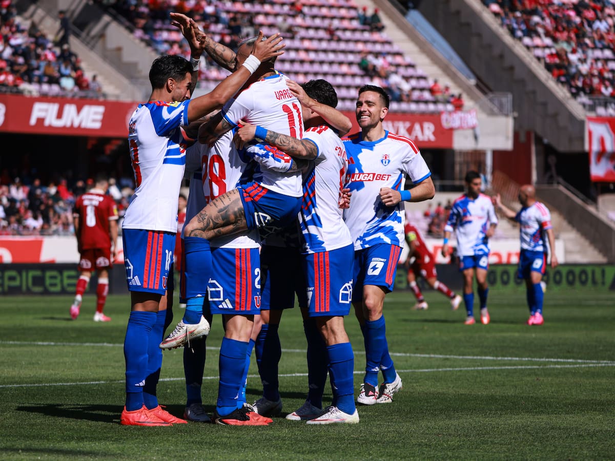 Con dos golazos en 10 minutos, la U bate a La Serena para seguir en la pelea por el “Chile 2″