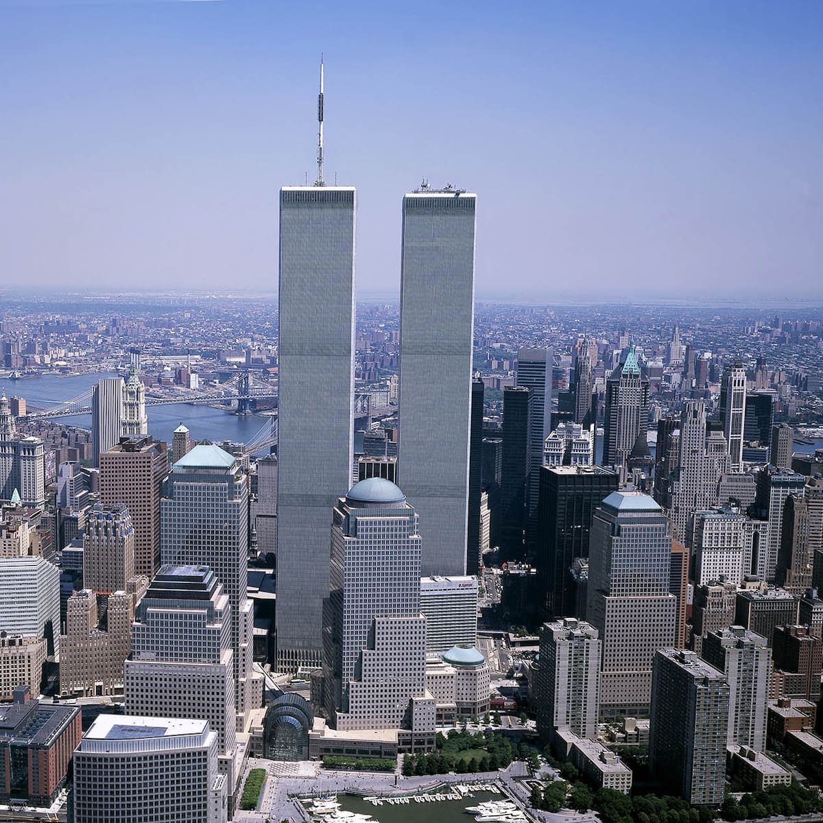 CIA desclasifica documentos sobre Bin Laden y Al Qaeda que revelan alertas previas a los ataques a las Torres Gemelas