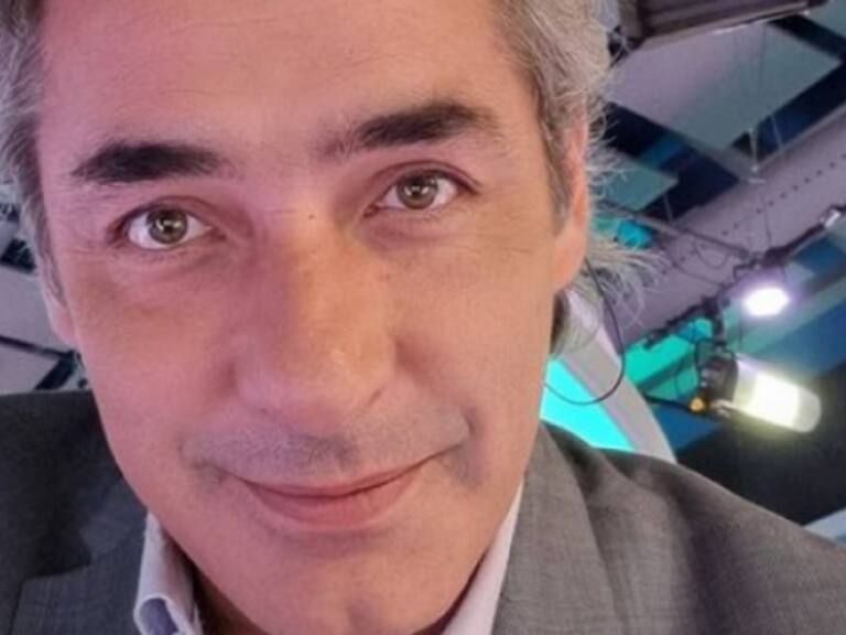 ¿Mandó fotos subidas de tono? Revelan la alocada noche de fiesta y coqueteo virtual de José Luis Repenning