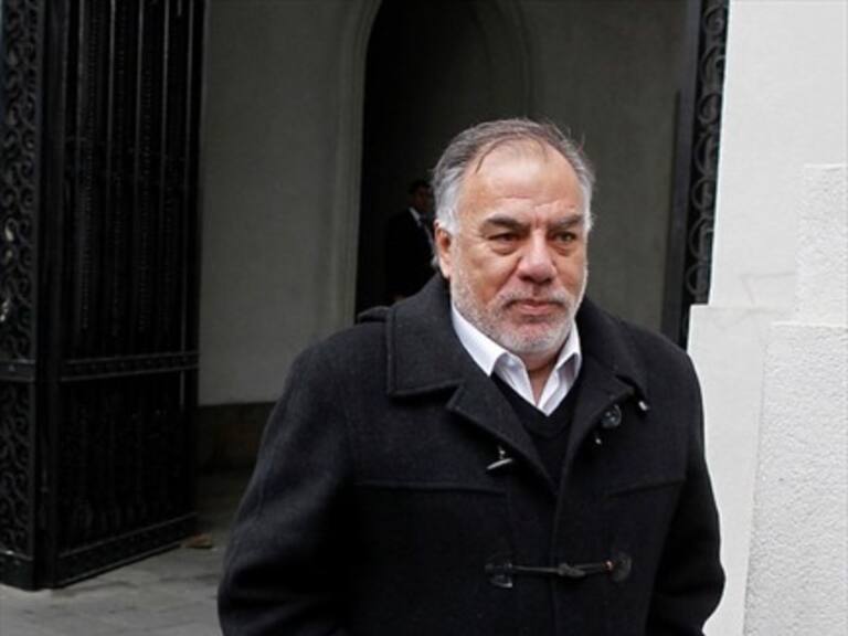 Andrade responde a Piñera: «Los ex presidentes no están para hacer panfletos»