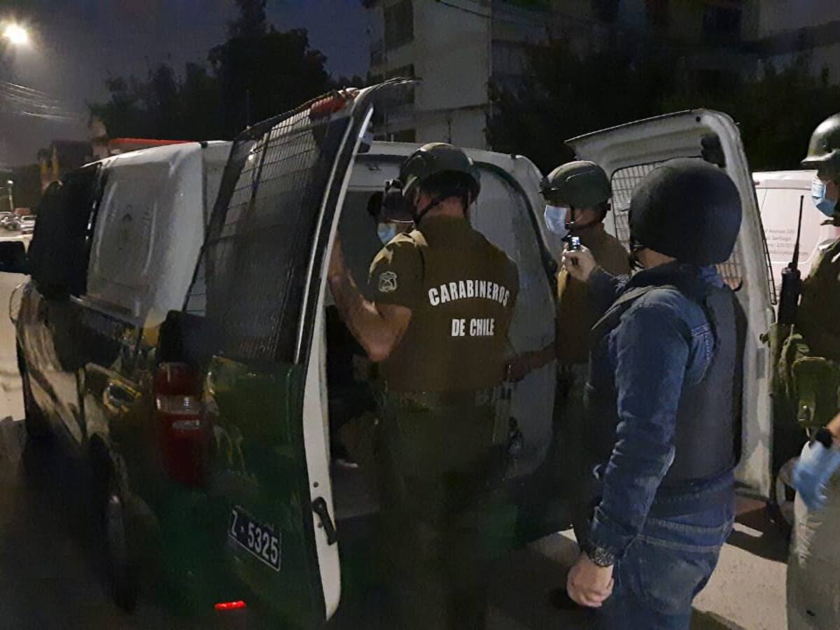 El fin de «Los Alegres Bandoleros»: Carabineros detuvo a banda especializada en «encerronas» en la Región Metropolitana