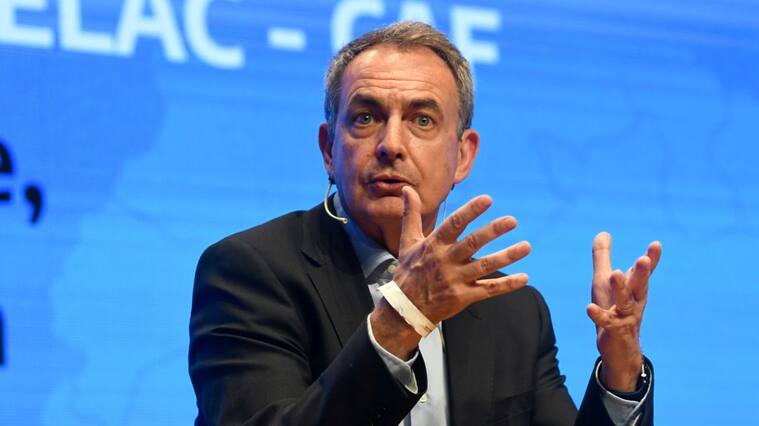 BUENOS AIRES, ARGENTINA - AUGUST 18: Former Prime Minister of Spain Jose Luis Rodriguez Zapatero speaks during a seminar on inclusion and diversity organized by CELAC (Community of Latin American and Caribbean States) at CCK on August 18, 2022 in Buenos Aires, Argentina. (Photo by Gustavo Garello/Getty Images)