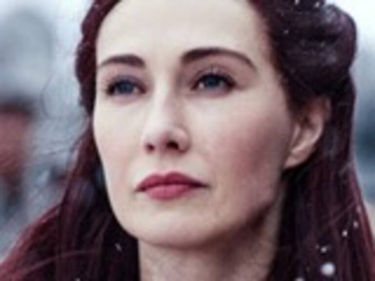 Actriz que interpreta a Melisandre en Game of Thrones está embarazada
