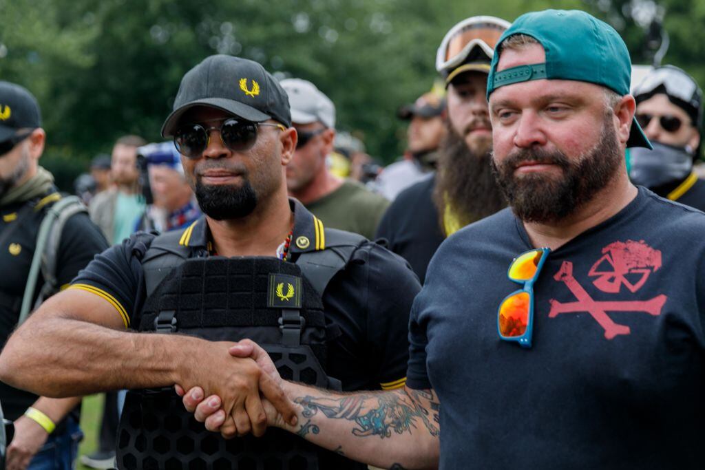 Los líderes del grupo de ultraderecha Proud Boys Enrique Tarrio y Joe Biggs