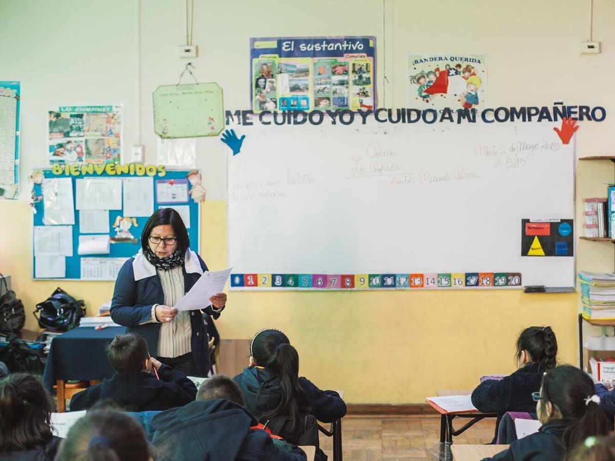 Regiones con suspensión de clases confirmada en Chile: ¿Qué día se pausan por la lluvia y en qué niveles?