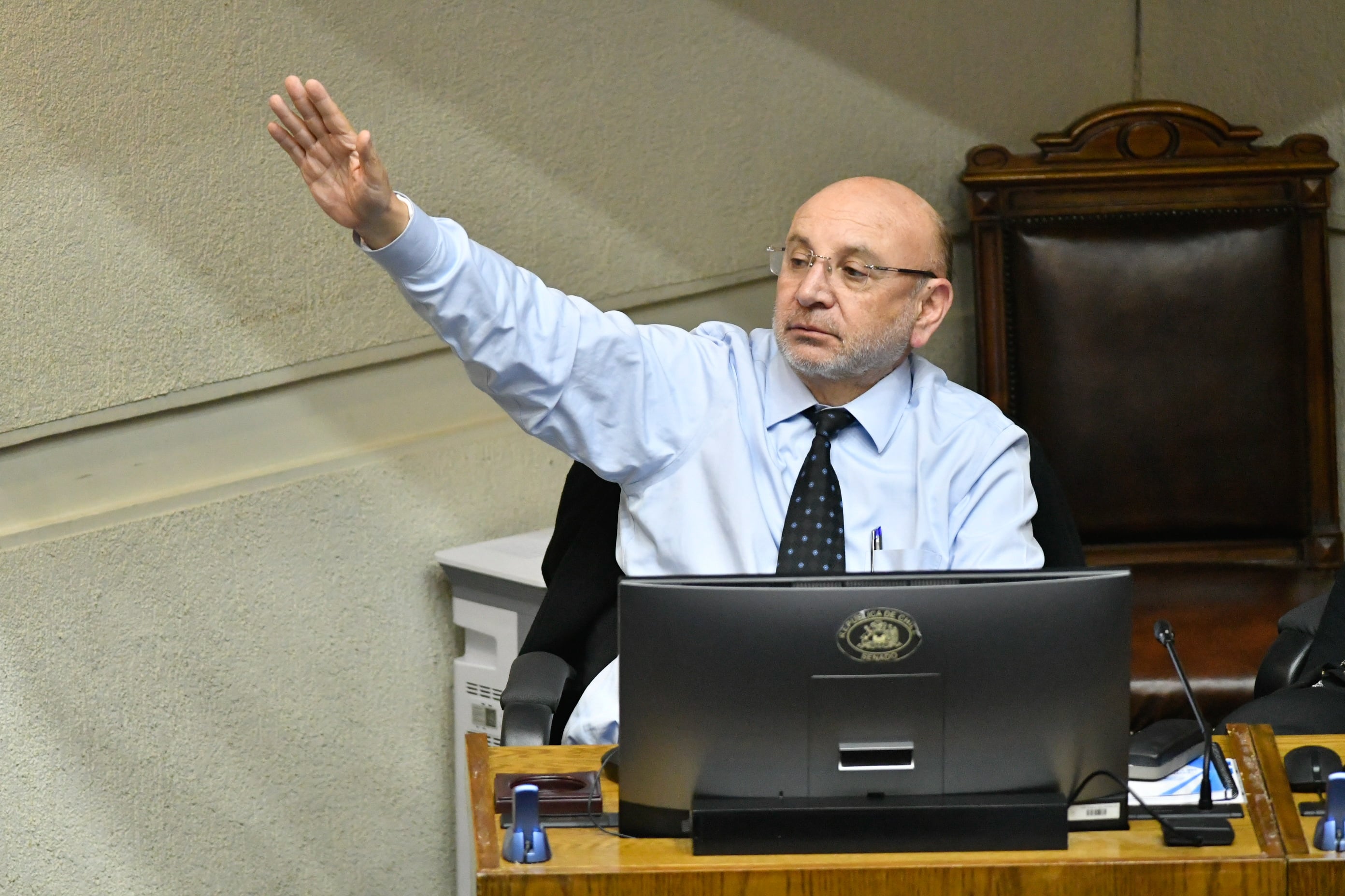 Senador Juan Luis Castro