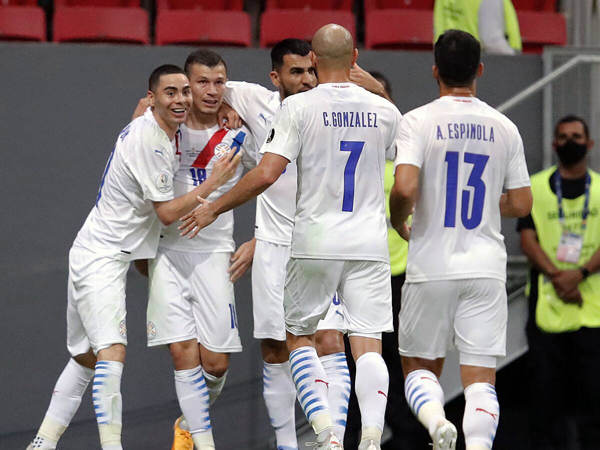 Encabezados por Miguel Almirón: Eduardo Berizzo entregó la «nómina extranjera» de Paraguay para las Clasificatorias