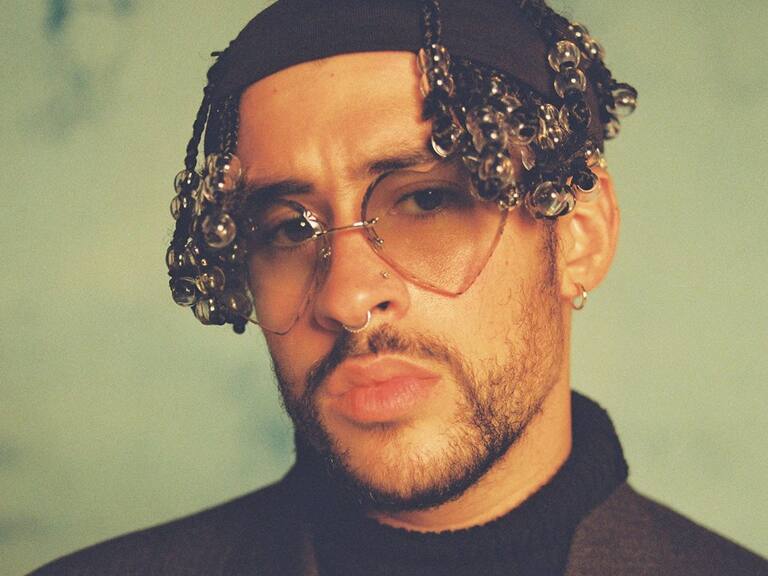 Bad Bunny sorprendió con el lanzamiento de «100 millones», su nuevo sencillo