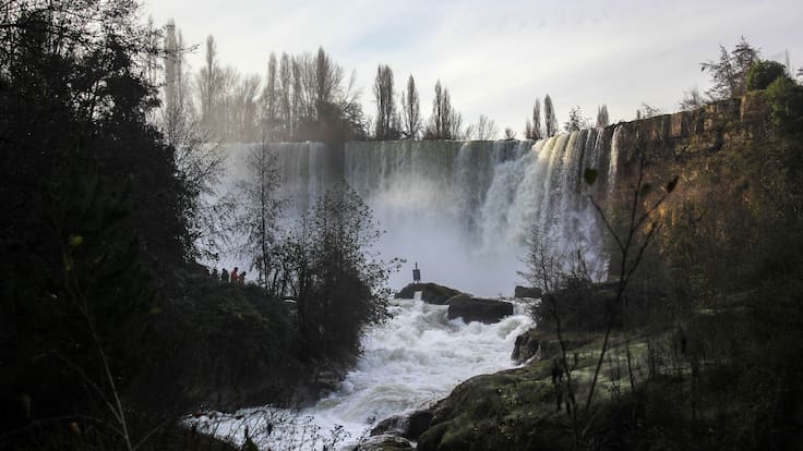 Muere ahogado joven de 22 años mientras practicaba apnea en los Saltos del Laja