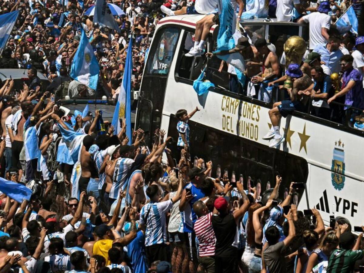 Hinchas argentinos lanzaron petición mundial para que «Francia deje de llorar»