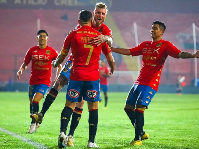 Unión Española superó con solvencia a Barnechea y se metió de lleno en las semifinales de la Zona Centro Sur de Copa Chile