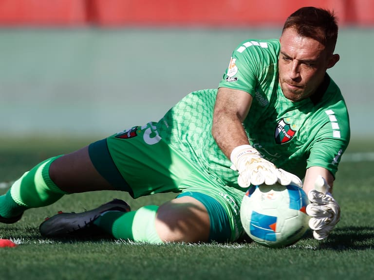 Sebastián Pérez responde al interés de Colo Colo y lanza un claro aviso: “Para salir de acá…”