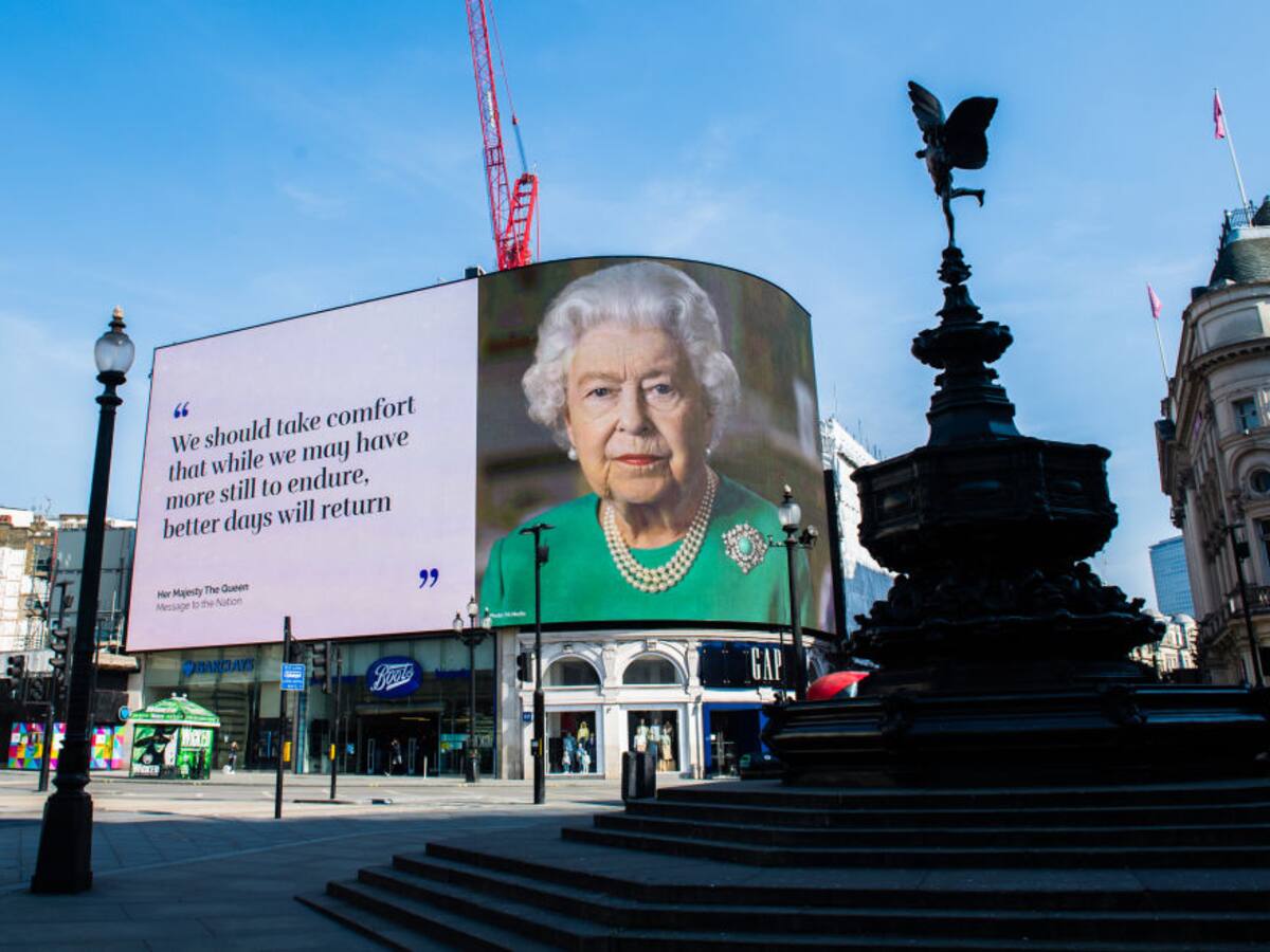 Reina Isabel II: «La Pascua no se ha cancelado, de hecho es más necesaria que nunca»