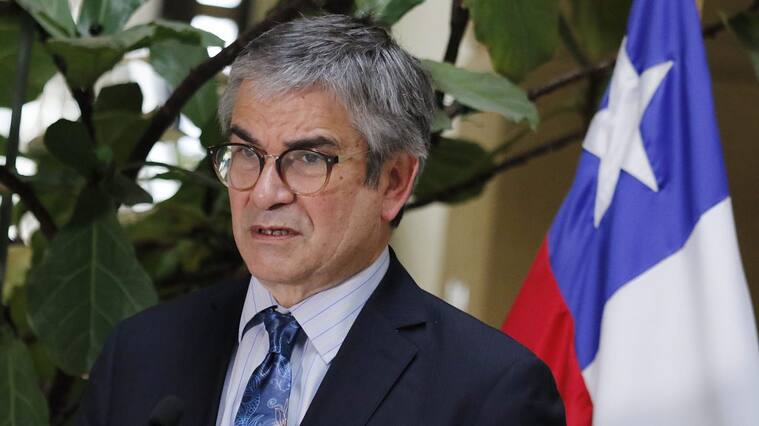 06 DE JUNIO DE 2022/VALPARAISOEl ministro Mario Marcel ofrece un punto de prensa en el Senado, en medio de la incertidumbre financiera por el aumento del precio del dólar, que hoy superó los 1.000 pesos.
FOTO: LEONARDO RUBILAR CHANDIA/AGENCIAUNO