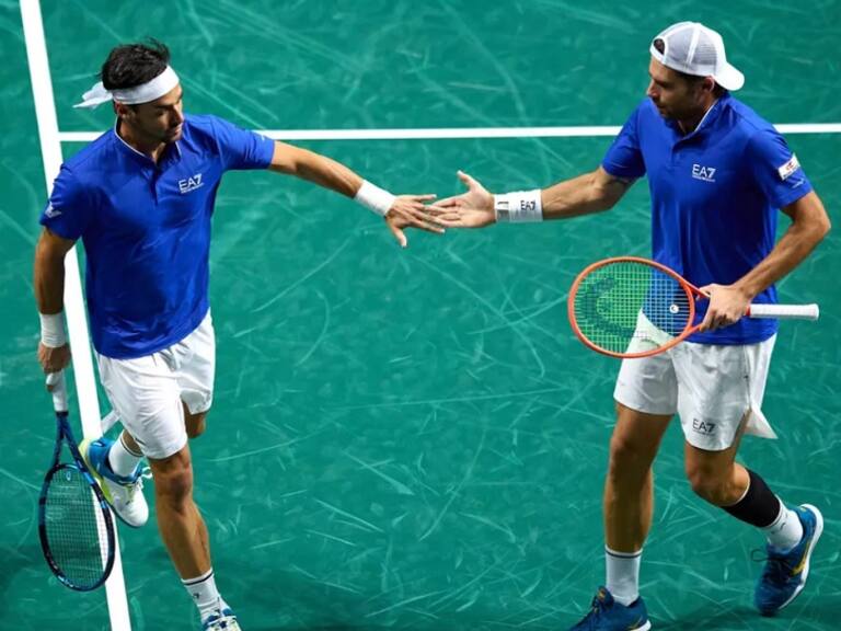 Sin Berrettini ni Sinner, Italia venció a Estados Unidos y se instaló en las semifinales de la Copa Davis