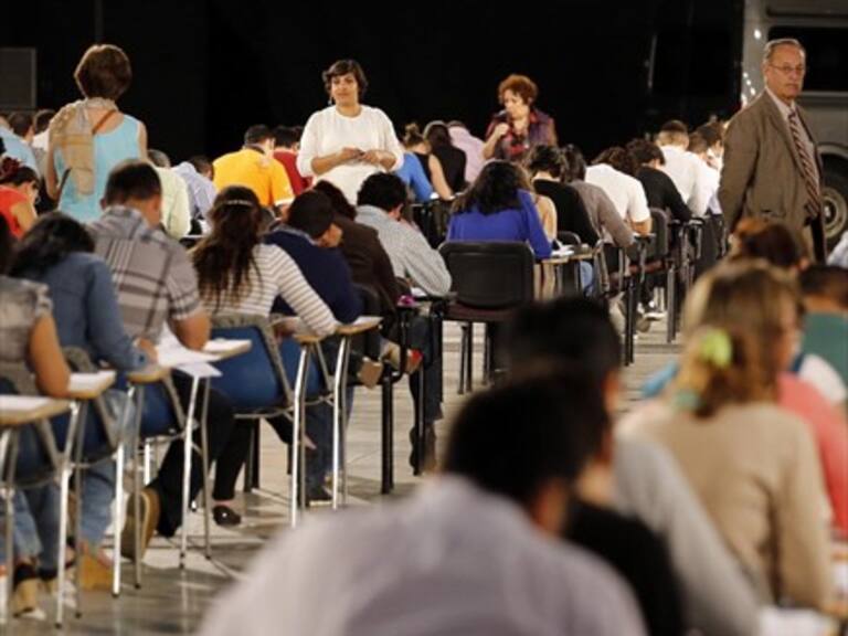 Detectan a 747 médicos extranjeros que acertaron menos del 20% del Eunacom