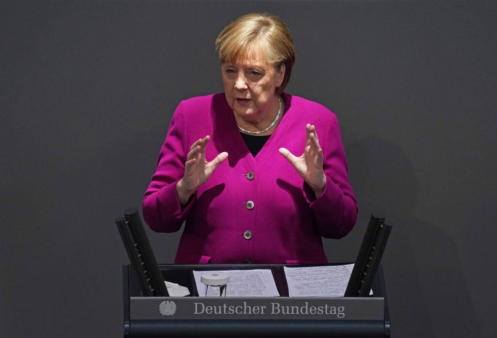 La canciller alemana Angela Merkel ante el Bundestag