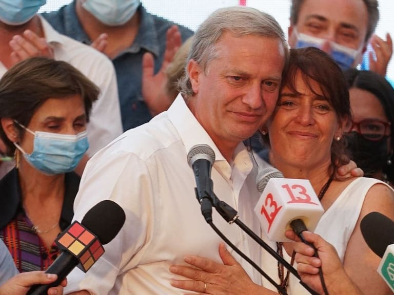 José Antonio Kast, emocionado, reconoció derrota: "Chile ha reconstruido su historia"