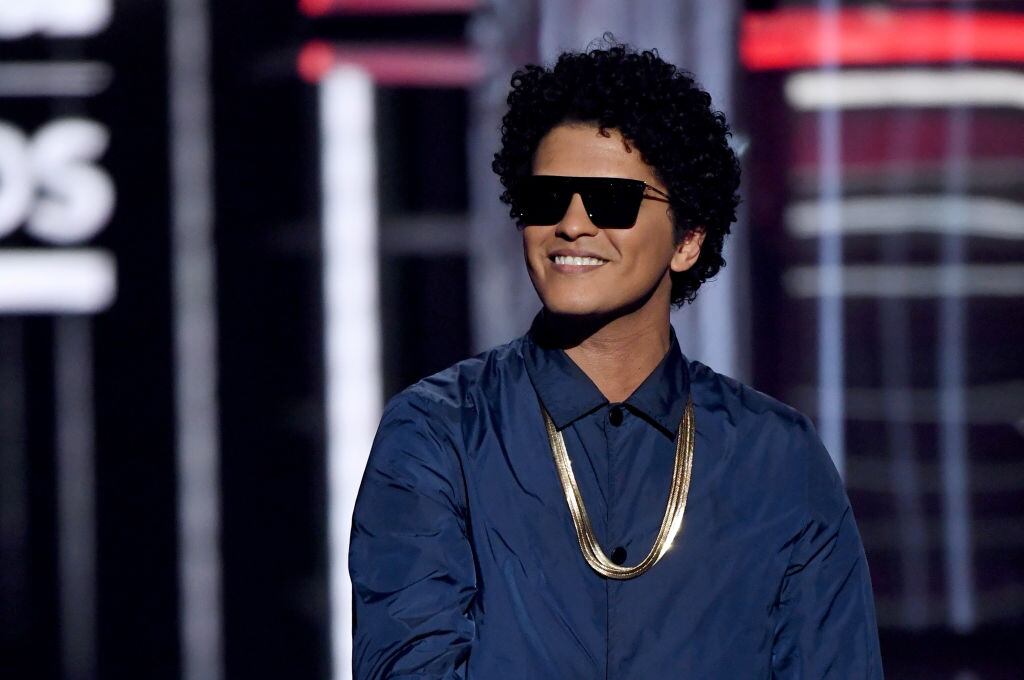 LAS VEGAS, NEVADA - MAY 20: Recording artist Bruno Mars speaks during the 2018 Billboard Music Awards at MGM Grand Garden Arena on May 20, 2018 in Las Vegas, Nevada. (Photo by Ethan Miller/Getty Images)