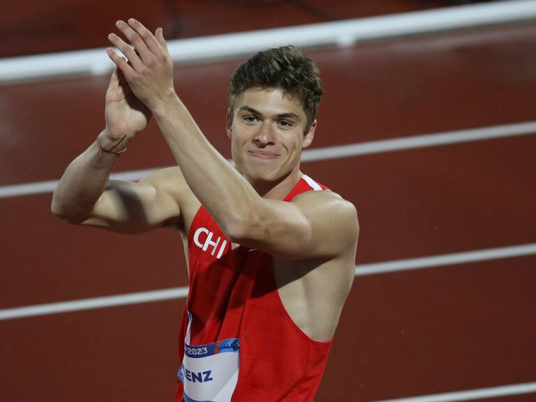 Martín Sáenz bate el récord de Chile en los 110 metros vallas