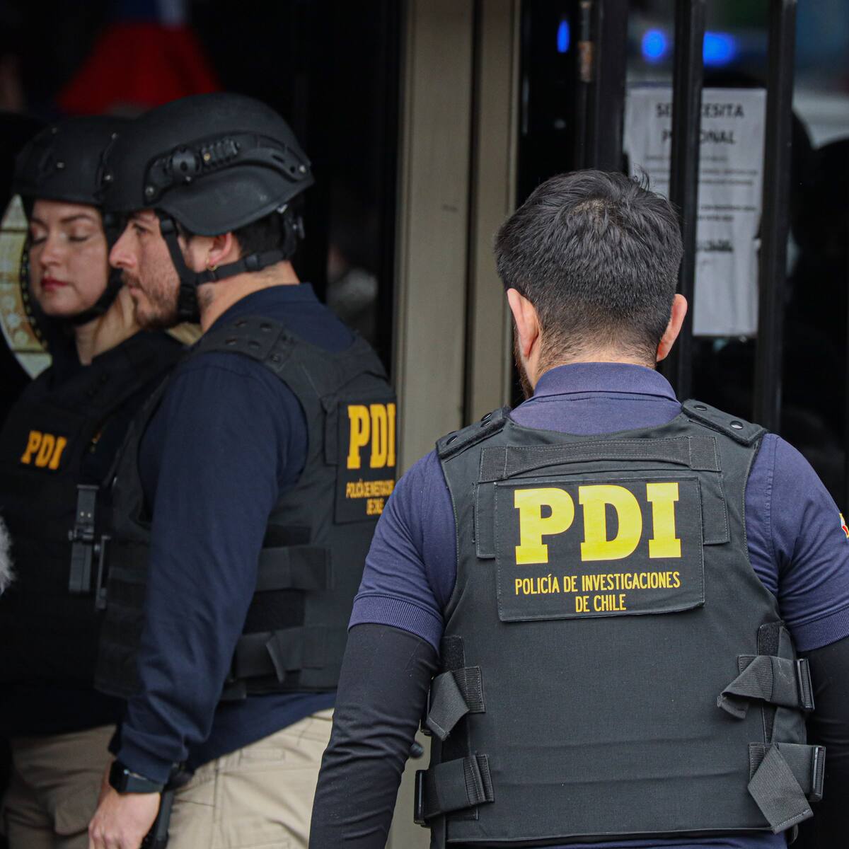 Operativo en Maipú termina con tres detenidos: se les encontró armas y casi 500 dosis de pasta base