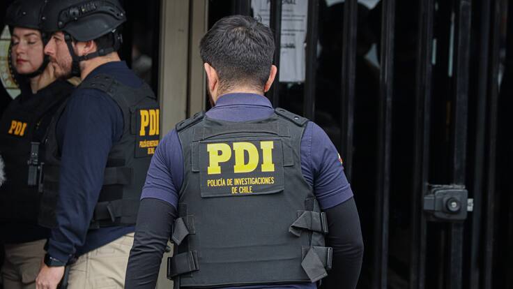 Operativo en Maipú termina con tres detenidos: se les encontró armas y casi 500 dosis de pasta base