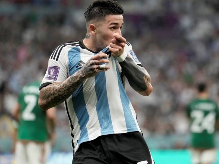 El argentino más caro de la historia: Chelsea supera la oferta del United y ofrece 130 millones de euros por Enzo Fernández