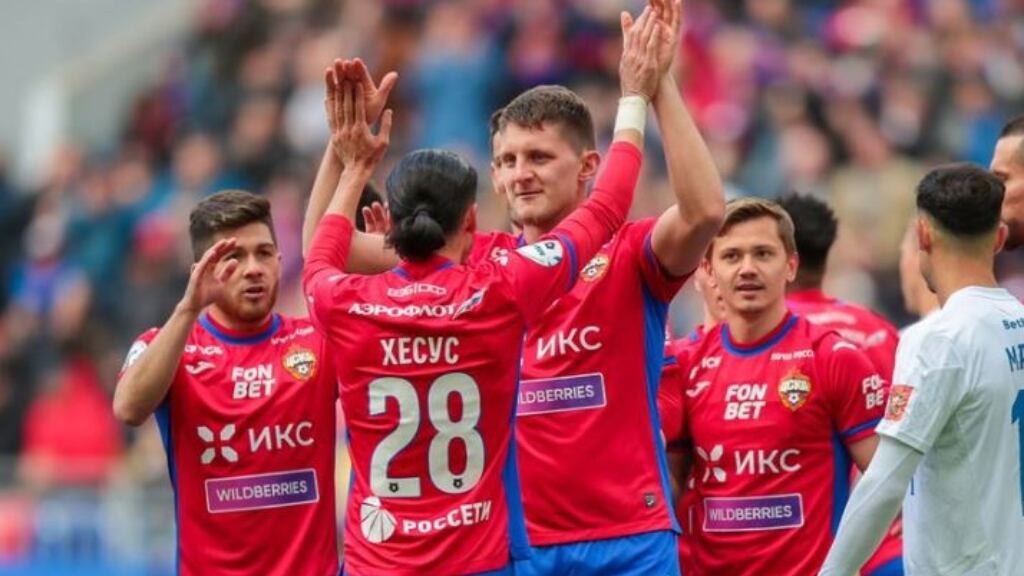 Felipe Méndez fue titular en victoria del CSKA Moscú ante Orenburg en la liga de Rusia