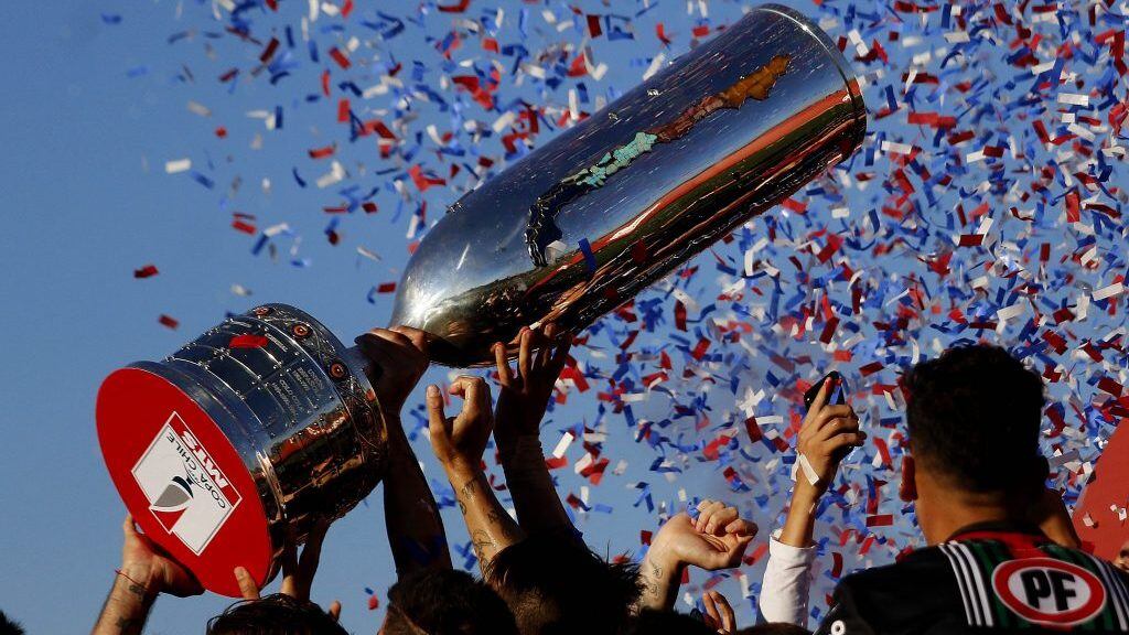 17 DE NOVIEMBRE DE 2018/SANTIAGOJugadores de Palestino festejan el campeonato, durante el partido valido por la final vuelta de la Copa Chile MTS 2018, entre Palestino y Audax Italiano, disputado en el Estadio Municipal de La Cisterna.
FOTO: LEONARDO RUBILAR CHANDIA/AGENCIAUNO