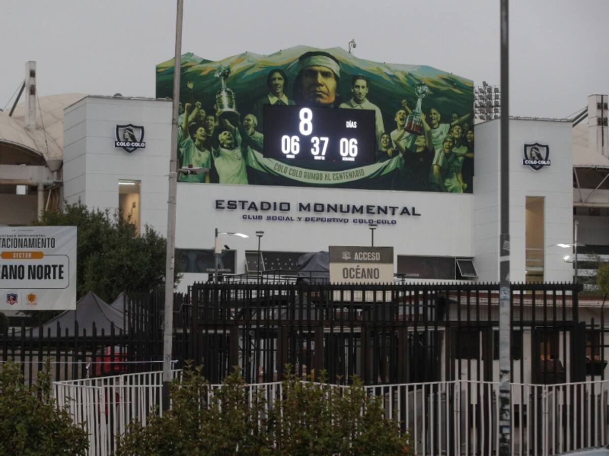 En medio de investigación: PDI se reúne con jefe de seguridad de Colo Colo en el Estadio Monumental