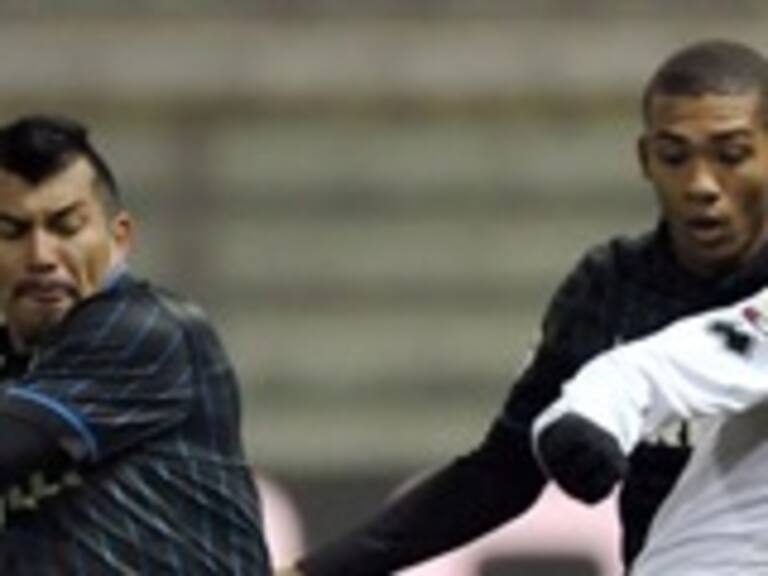 Gary Medel no pudo evitar la derrota del Inter