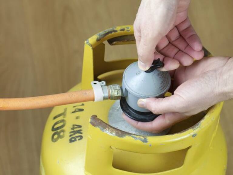 Diputados DC acusaron posible colusión del gas licuado y presentaron requerimiento a la FNE