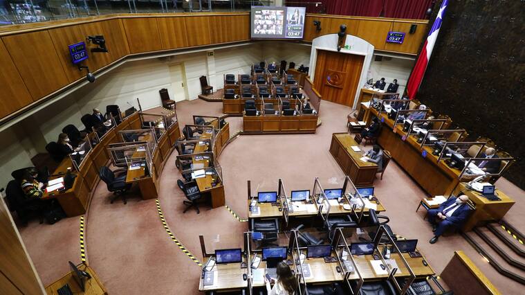 Senado aprobó por unanimidad la ampliación del Ingreso Familiar de Emergencia