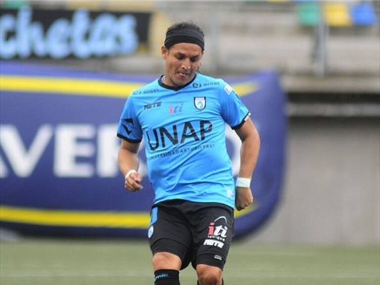 Manuel Villalobos continuará su carrera en Santiago Wanderers