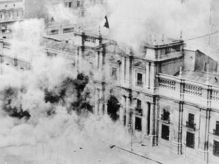 Gobierno inicia reuniones con Chile Vamos para abordar conmemoración de los 50 años del golpe de Estado