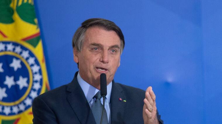 BRASILIA, BRAZIL - SEPTEMBER 16: President of Brazil Jair Bolsonaro speaks during the ceremony in which Eduardo Pazuello takes office as Minister of Health amidst the coronavirus (COVID-19) pandemic at the on September 16, 2020 in Brasilia. Pazuello took over as interim minister on May 16 this year. Brazil has over 4.382,000 confirmed positive cases of Coronavirus and has over 133,119 deaths. (Photo by Andressa Anholete/Getty Images)