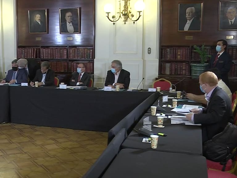 Comisiones conjuntas del Senado aprueban proyecto de salario mínimo con indicaciones