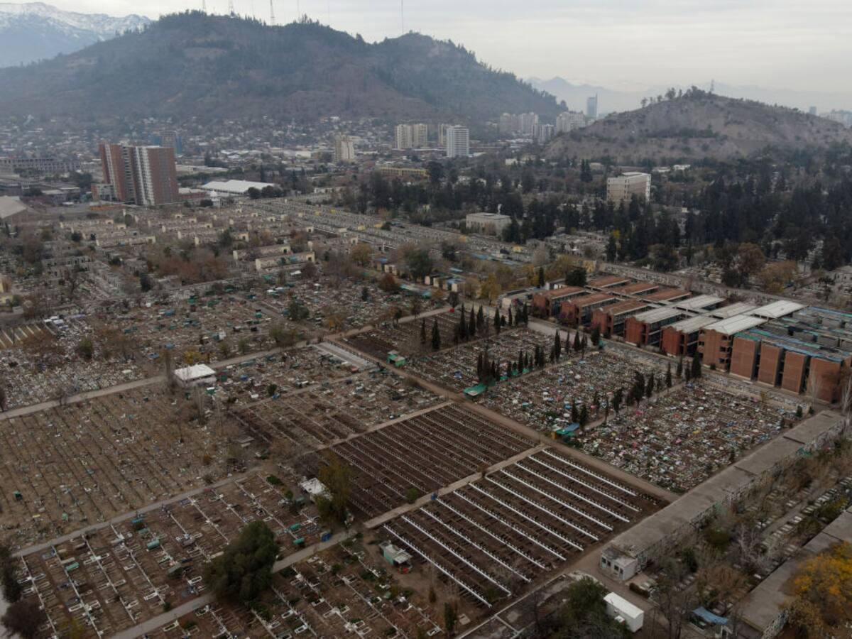 Científico de datos: «Si no se corta la cadena de contagios en Chile tendremos cerca de 70 mil personas fallecidas»
