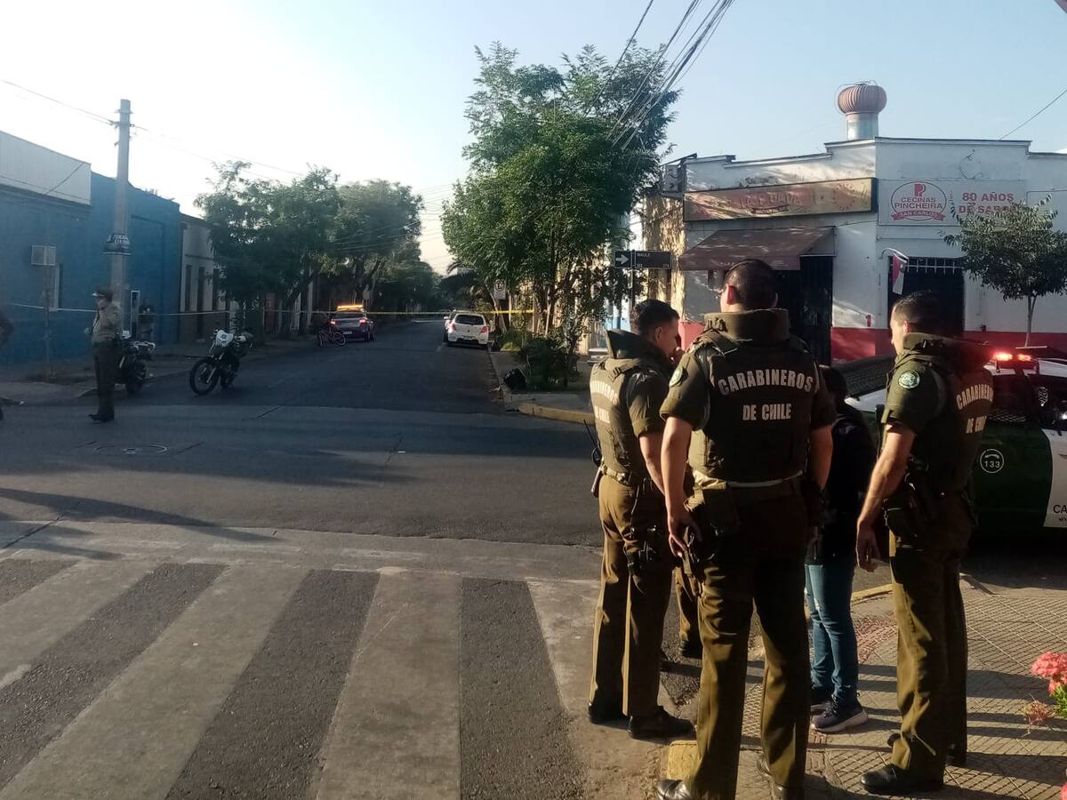 Sargento de Carabineros mata a ladrón durante robo de celular en Santiago Centro