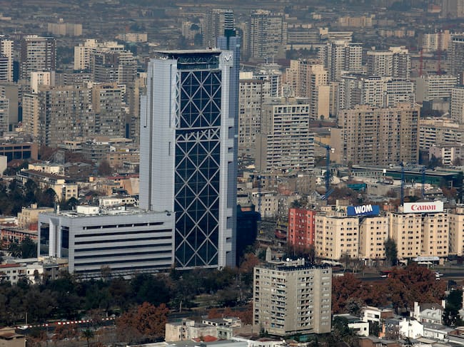 Inmobiliaria realiza millonaria inversión en Santiago Centro.