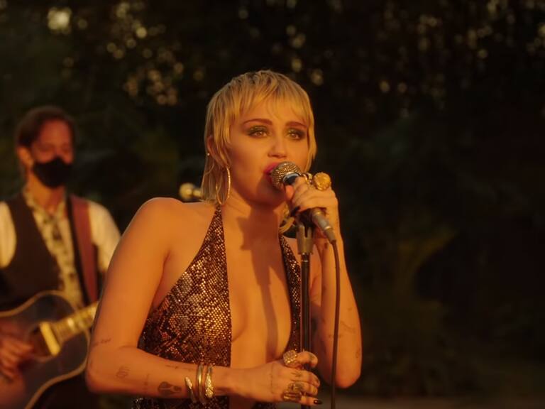 Miley Cyrus sorprendió a los fanáticos y fanáticas de Pearl Jam con cover de «Just Breathe»
