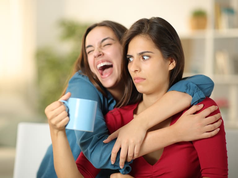 Qué significa que a una persona no le gusten los abrazos y el contacto físico, según la psicología