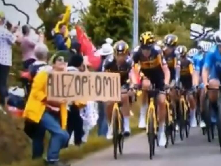 Detienen a mujer que provocó grave accidente en el Tour de Francia