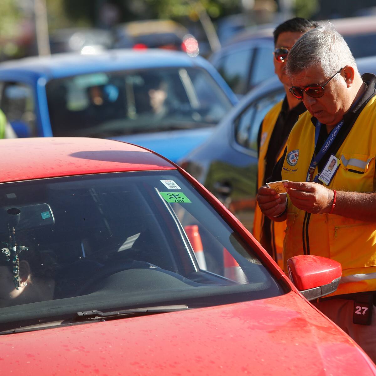 Restricción vehicular en Chile 2026: qué vehículos no pueden circular hoy jueves 14 de mayo en Santiago