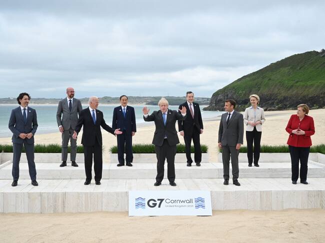 Imagen oficial de la cumbre del G-7 en la localidad de St. Ives