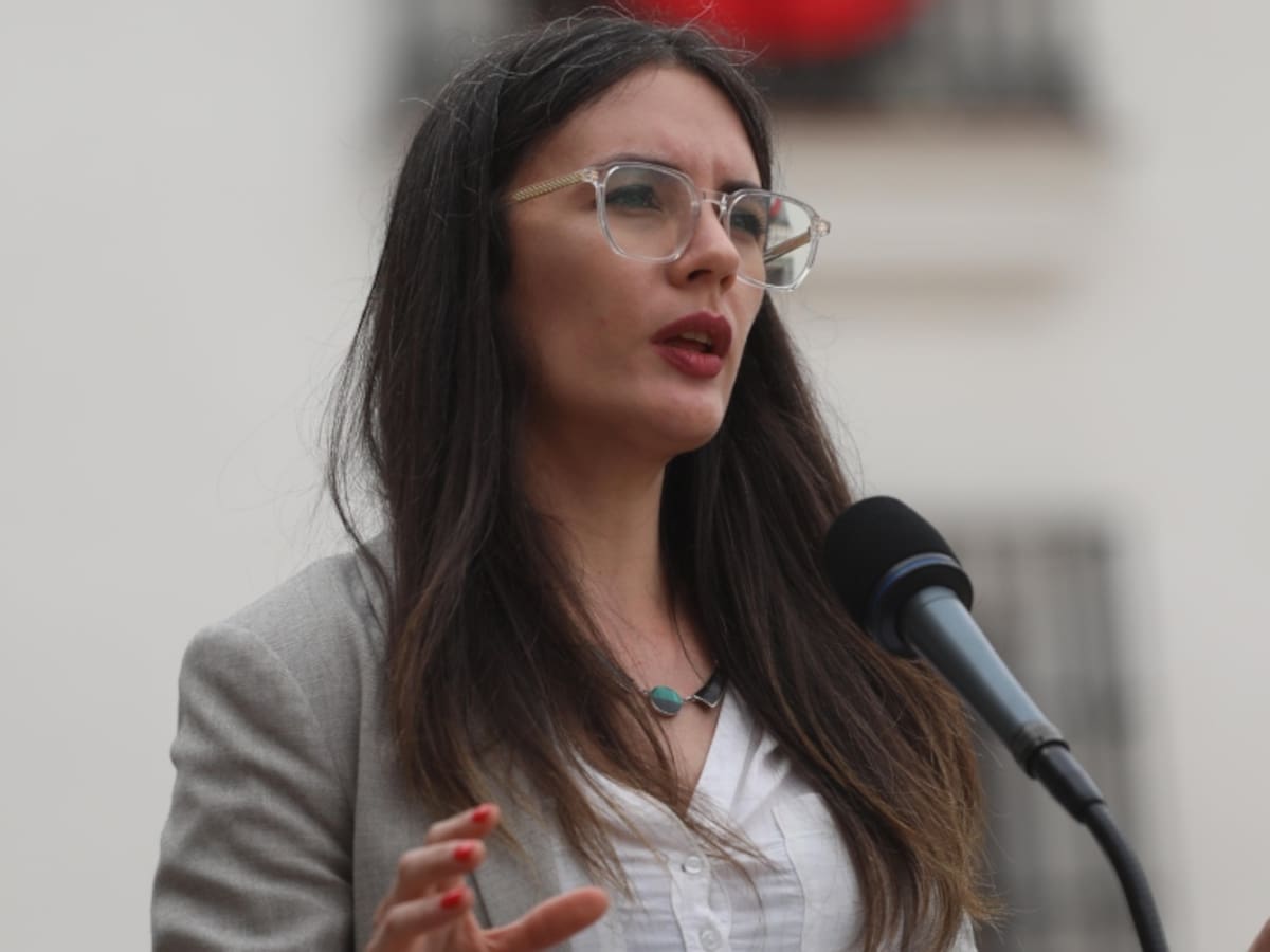 “En la política, declaraciones cruzadas y sin argumentos de peso hay muchas”: respondió la ministra Vallejo ante las críticas de Piñera por indultos