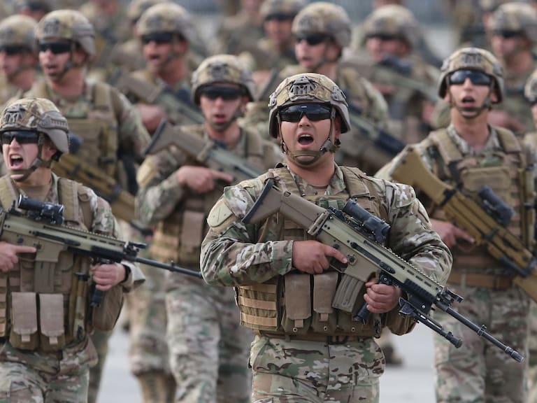 19 de septiembre del 2019/SANTIAGOMilitares, desfilan por la elipse del Parque O´Higgins en la gran Parada Militar 2019 en honor a las Glorias del Ejército de Chile, en la.
FOTO: RODRIGO SAENZ/AGENCIAUNO