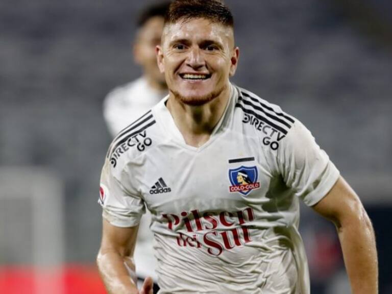 Leonardo Gil tras anotar otro golazo por Colo Colo: «Trabajo todos los días para que me llamen de la Selección Chilena»